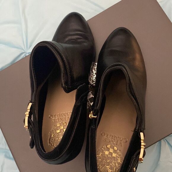 Vince camuto booties - Picture 3 of 7